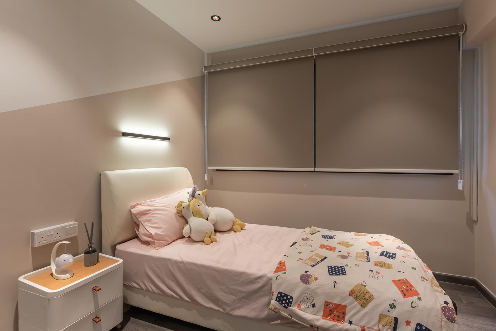 Modern Bedroom with Vinyl Flooring and Bedside Table