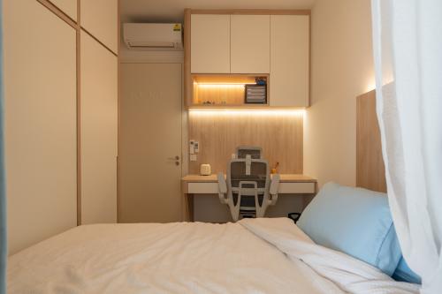 Contemporary Bedroom at Bedok Residence
