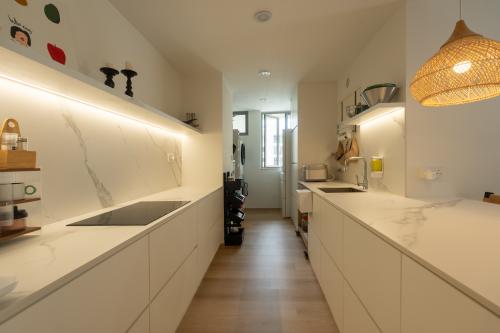 Contemporary Kitchen at Bedok Residence