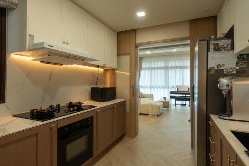 Contemporary Kitchen at Varsity Park