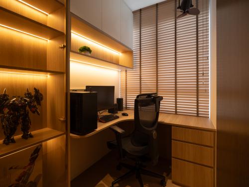 Contemporary Home Office at Clavon