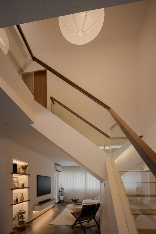 Scandinavian Hallway at Tampines Parkview