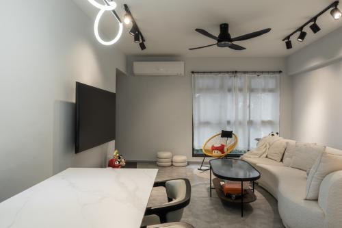 Contemporary Living Room at 182 Bedok North Rd