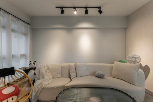 Contemporary Living Room at 182 Bedok North Rd