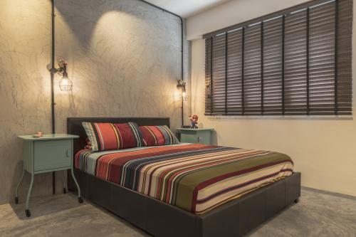 Industrial Bedroom at 197C Boon Lay Dr