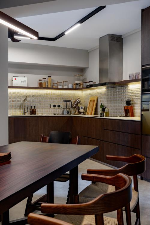 Contemporary Kitchen at 729 Tampines