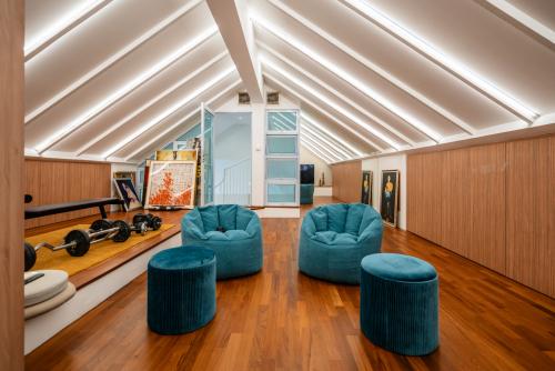 Modern Home Gym at 18A Harvey Avenue