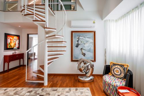 Modern Hallway at 18A Harvey Avenue