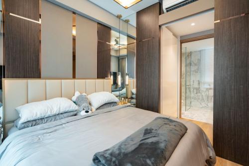 Contemporary Bedroom at Parc Botannia