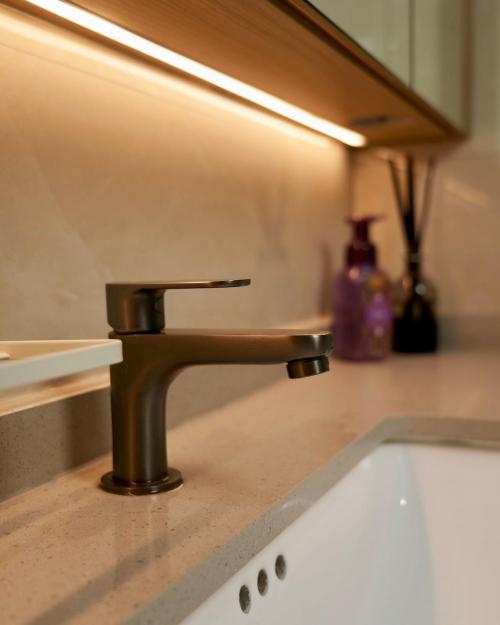 Scandinavian Bathroom at 206D Compassvale Lane