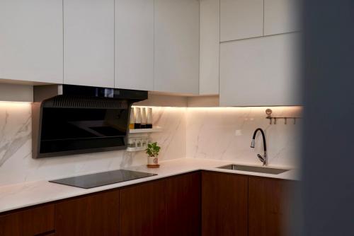 Scandinavian Kitchen at 206D Compassvale Lane