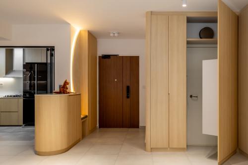 Scandinavian Entryway at 189B Marsiling Road
