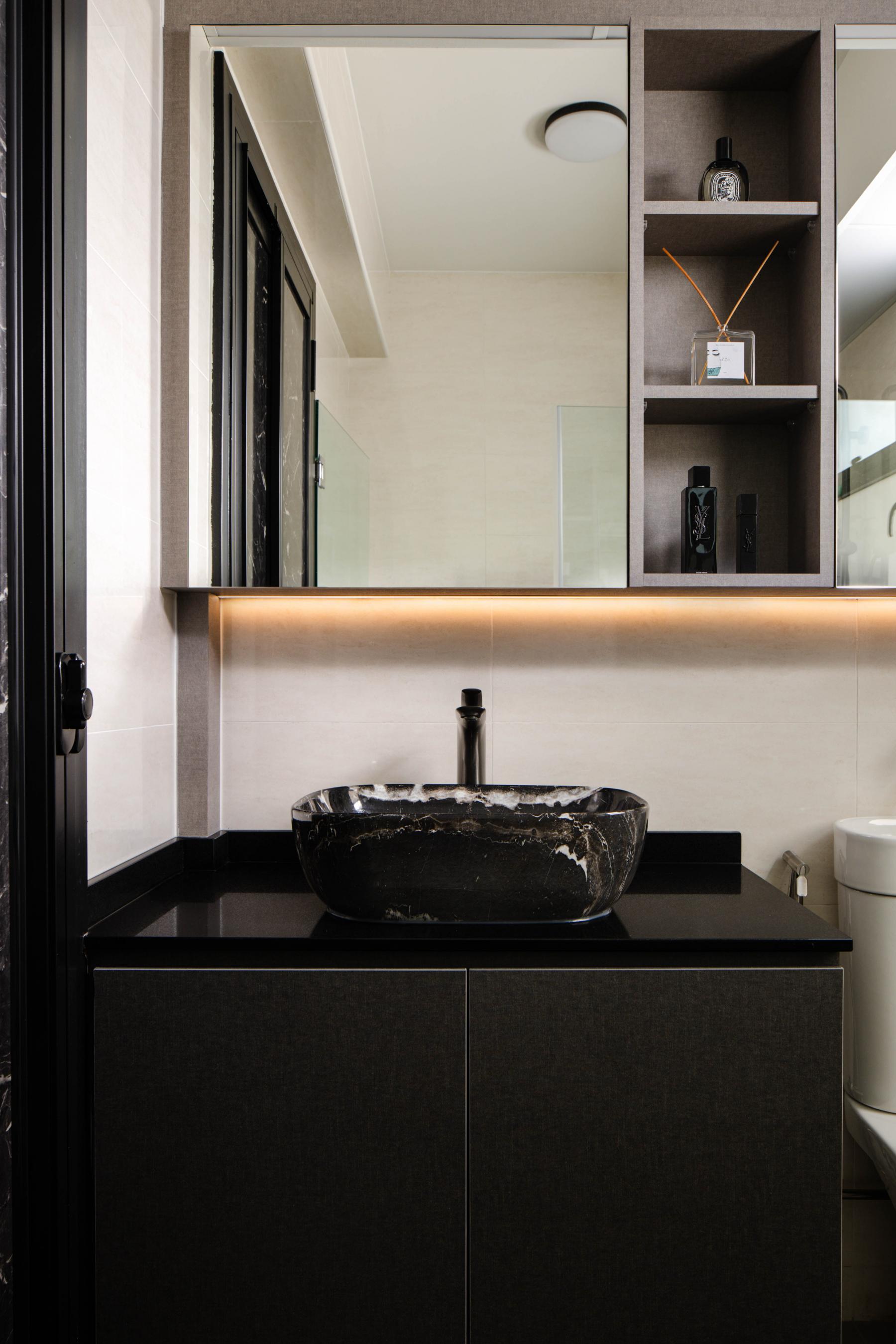 Modern Bathroom with Mirror and Bathroom Mirrors
