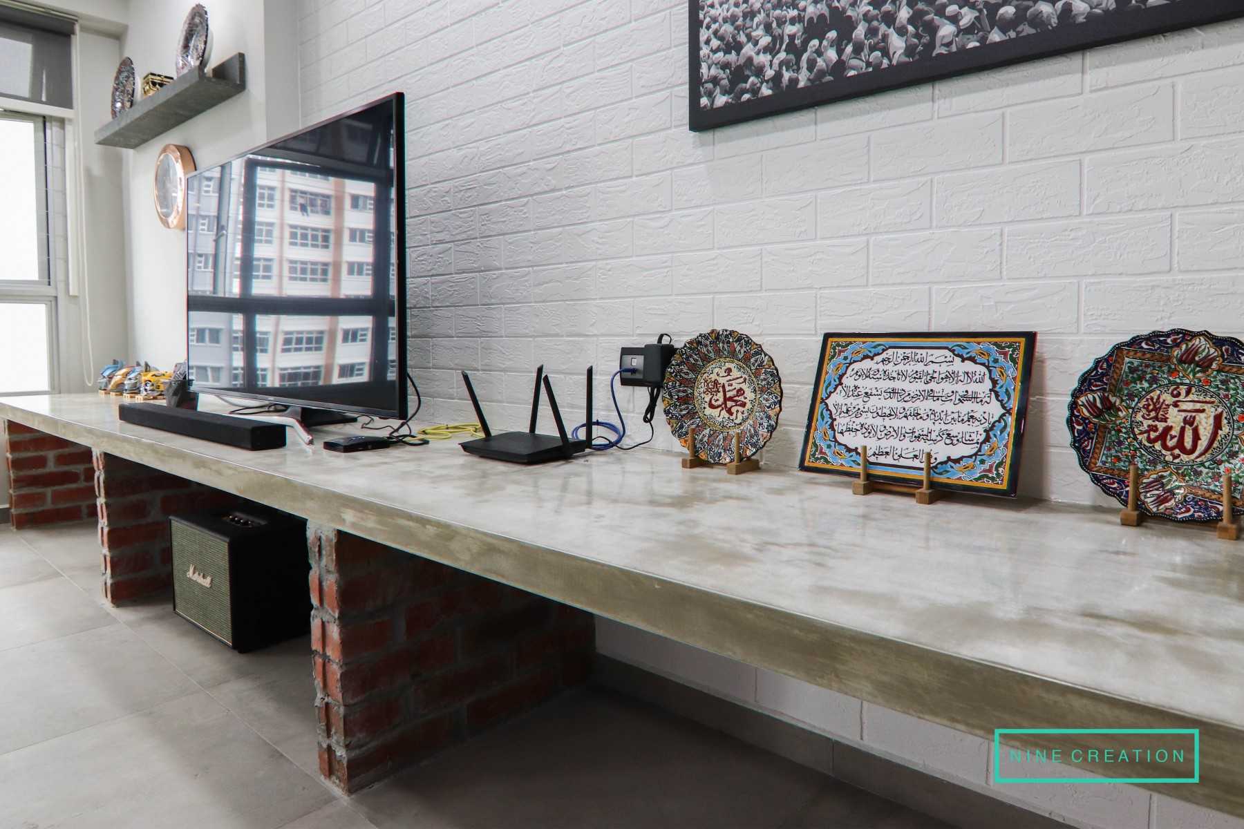 Industrial Living Room with Homogeneous Tiles and Cement Floor