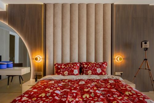 Contemporary Bedroom at 31 Lor 1 Parkwood