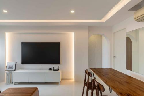 Minimalist Living Room at 358 Clementi Avenue 2