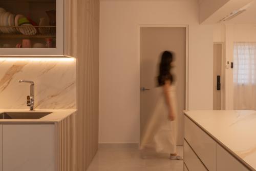 Minimalist Kitchen at Blk 520 Serangoon north ave 4 #02-194