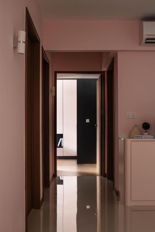 Modern Hallway at 238B Boon Lay Drive