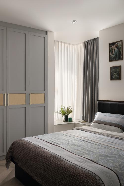 Eclectic Bedroom at Savannah Condopark