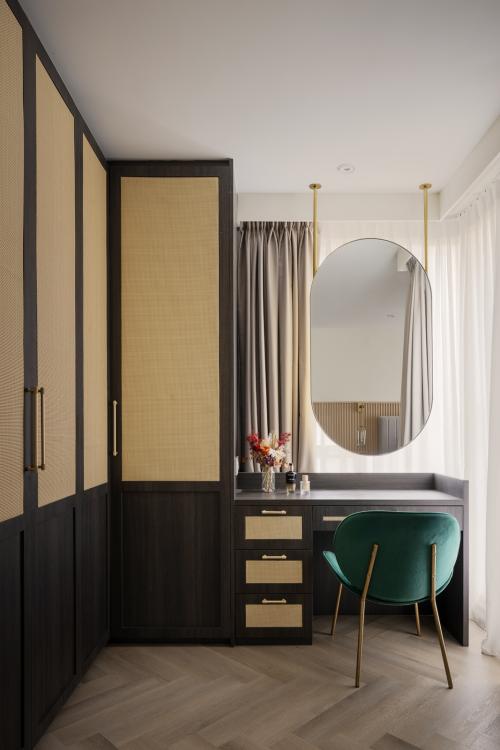Eclectic Bedroom at Savannah Condopark