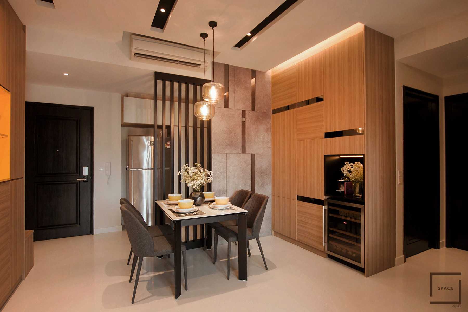Contemporary Dining Room with Drop Light and Dining Table