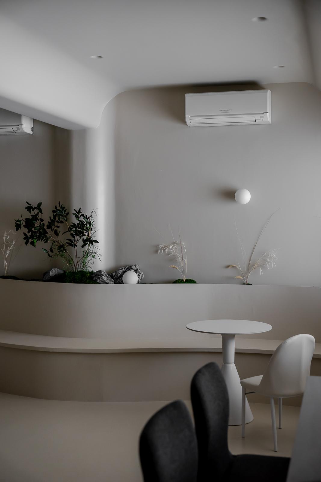 Scandinavian Dining Room with Drop Light and Drop Ceiling