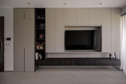Modern Living Room at 76 Choa Chu Kang Ave 5 Inz Residence