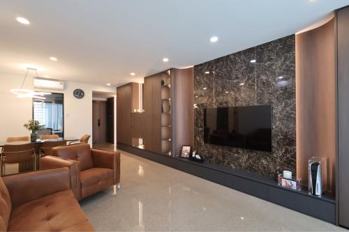 Modern Living Room at Resale 3 Bedroom Condo @ Stirling Road