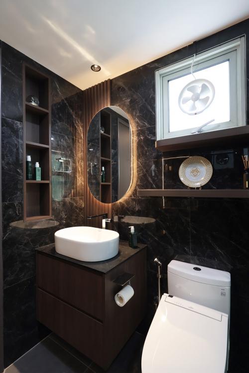 Modern Bathroom at Resale 3 Bedroom Condo @ Stirling Road