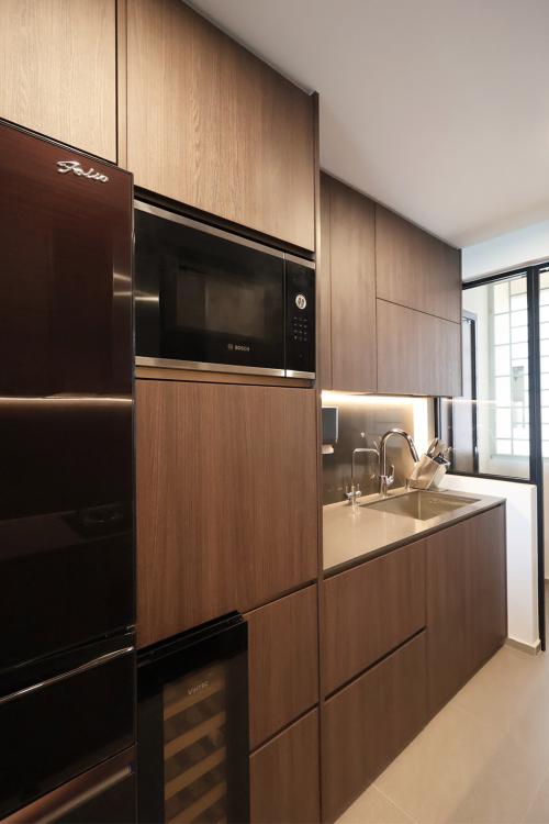 Modern Kitchen at Resale 3 Bedroom Condo @ Stirling Road