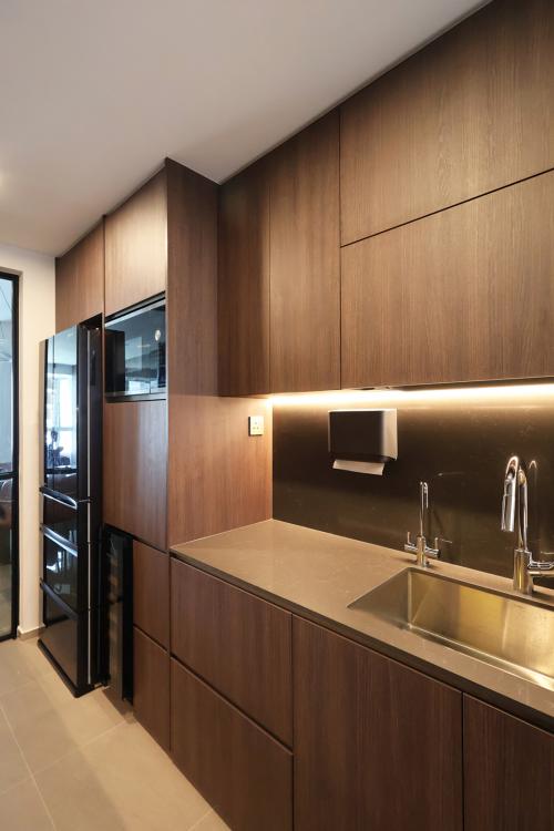 Modern Kitchen at Resale 3 Bedroom Condo @ Stirling Road