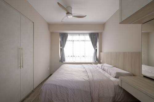 Scandinavian Bedroom at Fernvale Court (Block 438B)