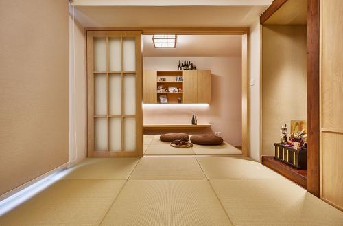 Minimalist Bedroom at Potong Pasir Ave 1