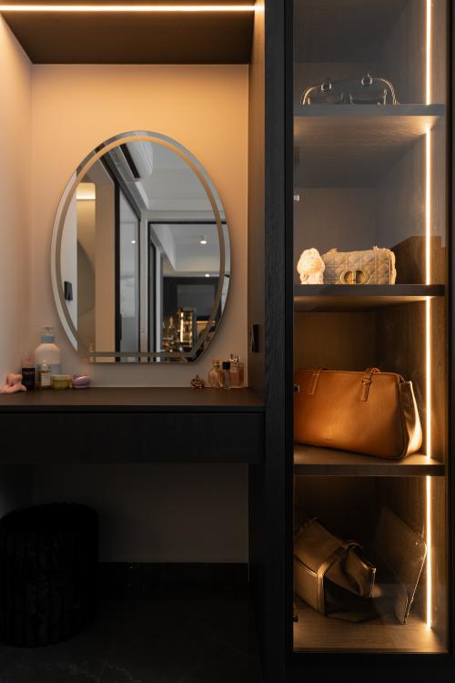 Modern Bedroom at Blk 651C Ang Mo Kio Avenue 9
