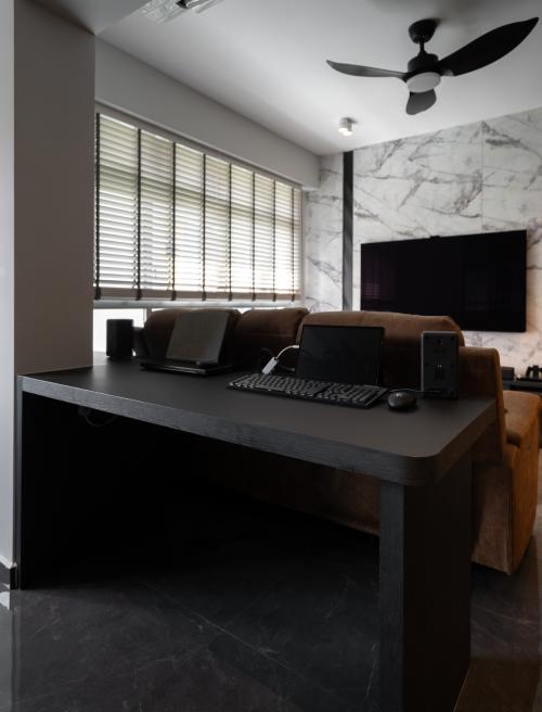 Modern Home Office at Blk 651C Ang Mo Kio Avenue 9