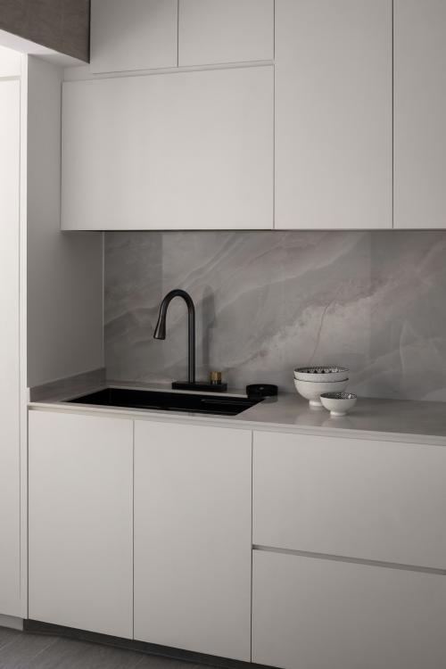Minimalist Kitchen at Timeless and Airy