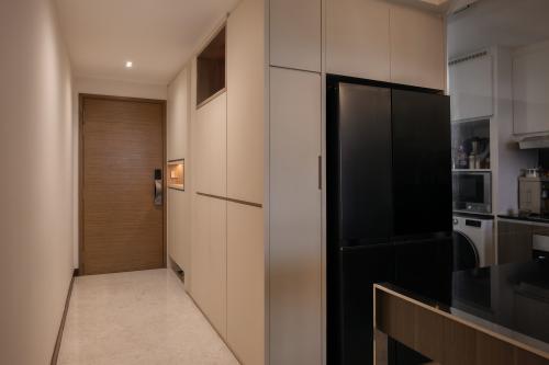 Minimalist Kitchen at Seahill