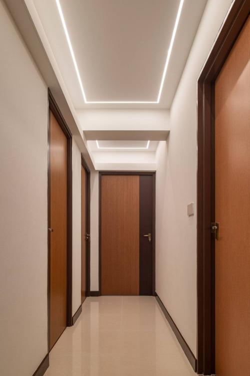 Modern Hallway at BLK 296B Bukit Batok St 22
