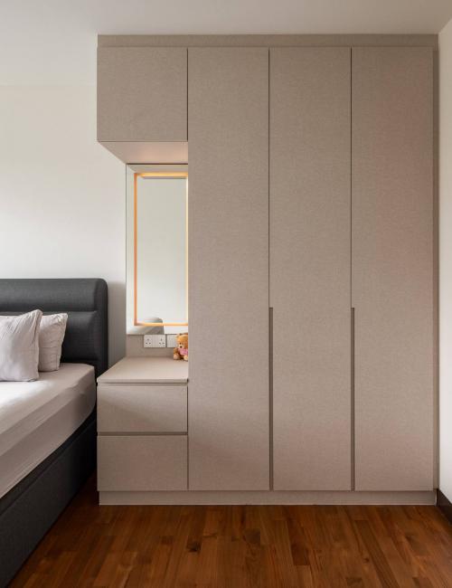 Modern Bedroom at BLK 296B Bukit Batok St 22