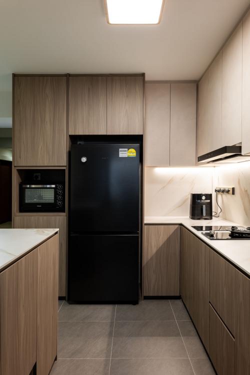 Modern Kitchen at 116A Plantation Cres