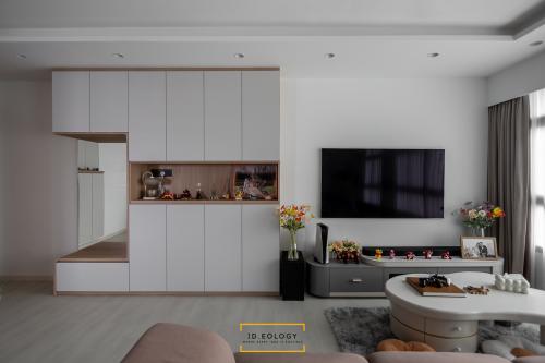 Contemporary Living Room at 807C Chua chu kang