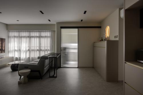 Minimalist Study at 310C Ang Mo Kio