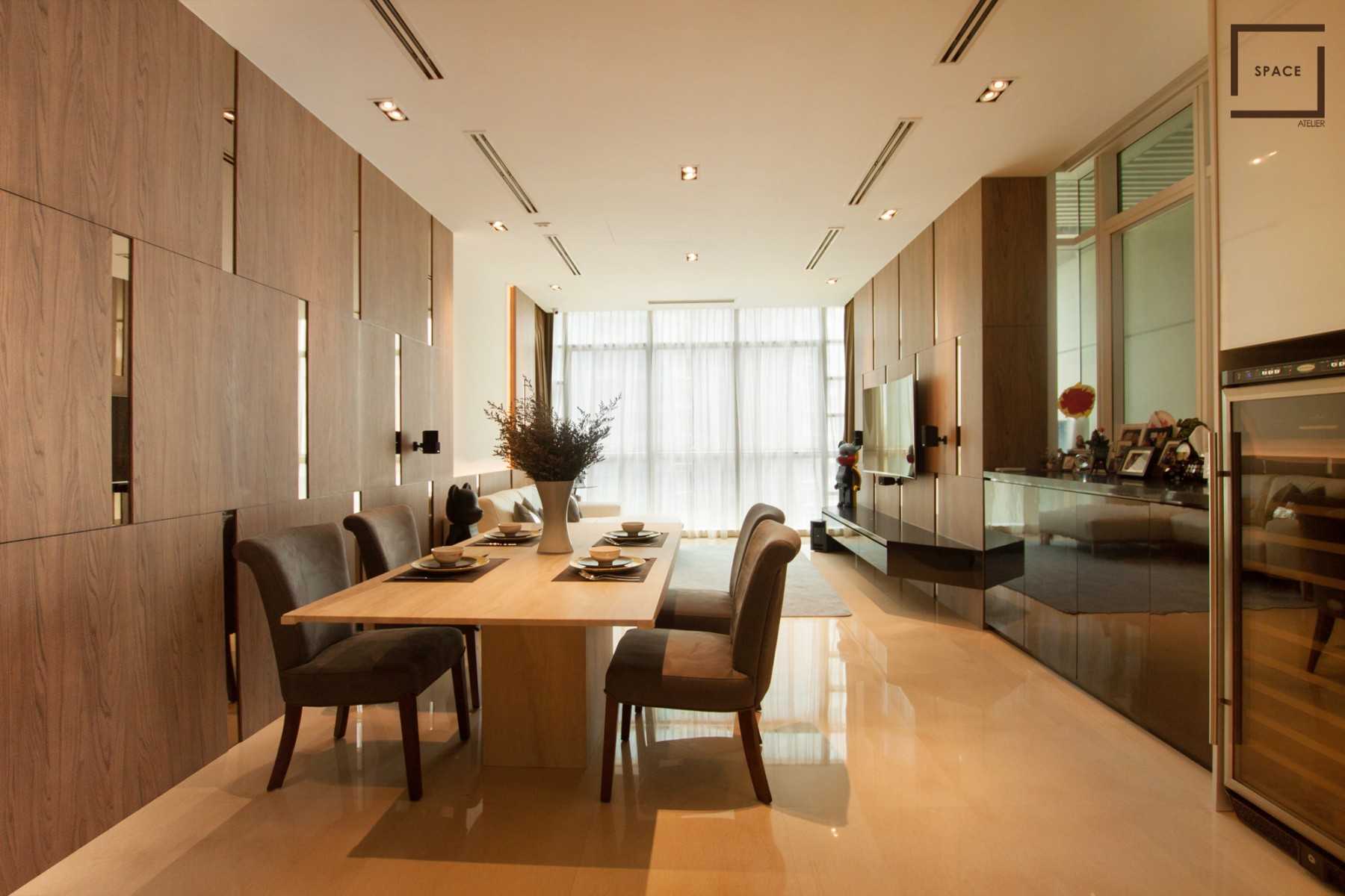 Modern Dining Room with Ceiling Light and Dining Table