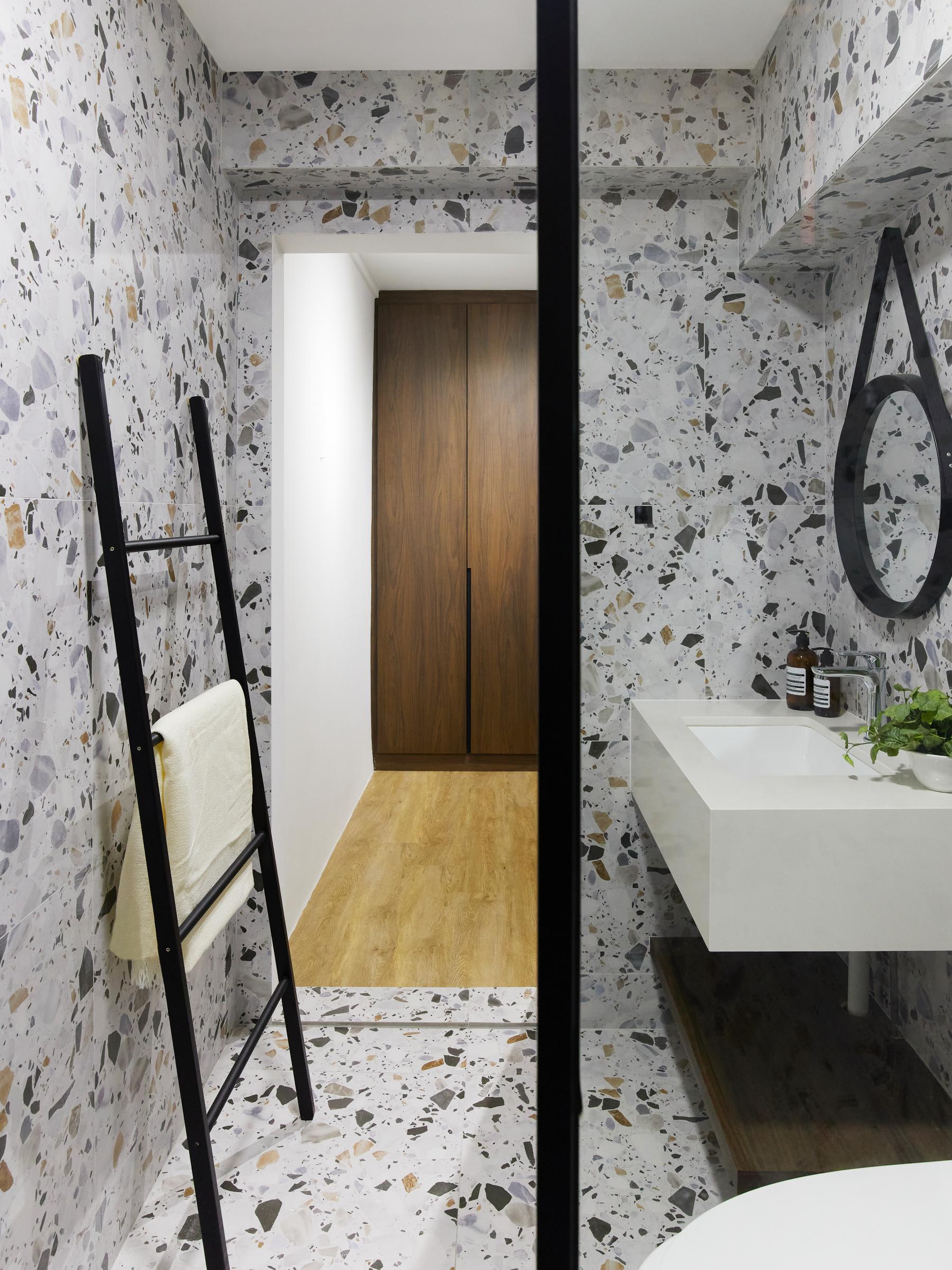 Modern Bathroom with Mirror and Shower Screen