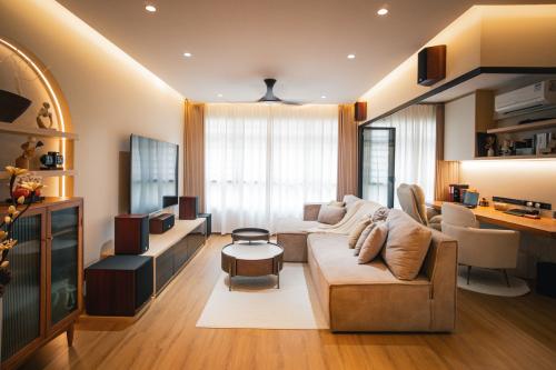 Scandinavian Living Room at Blk443C Bukit Batok West Ave 8