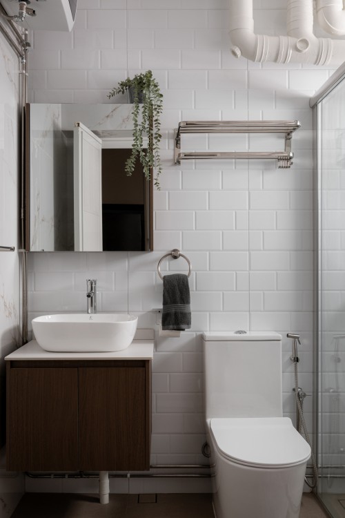 Modern Bathroom at 626 Jurong West Street 65