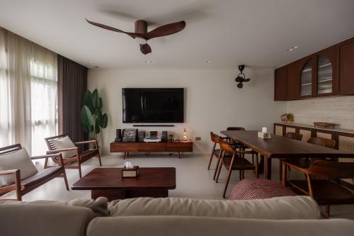 Vintage Living Room at Parc Clover @ Tengah (Block 306B)