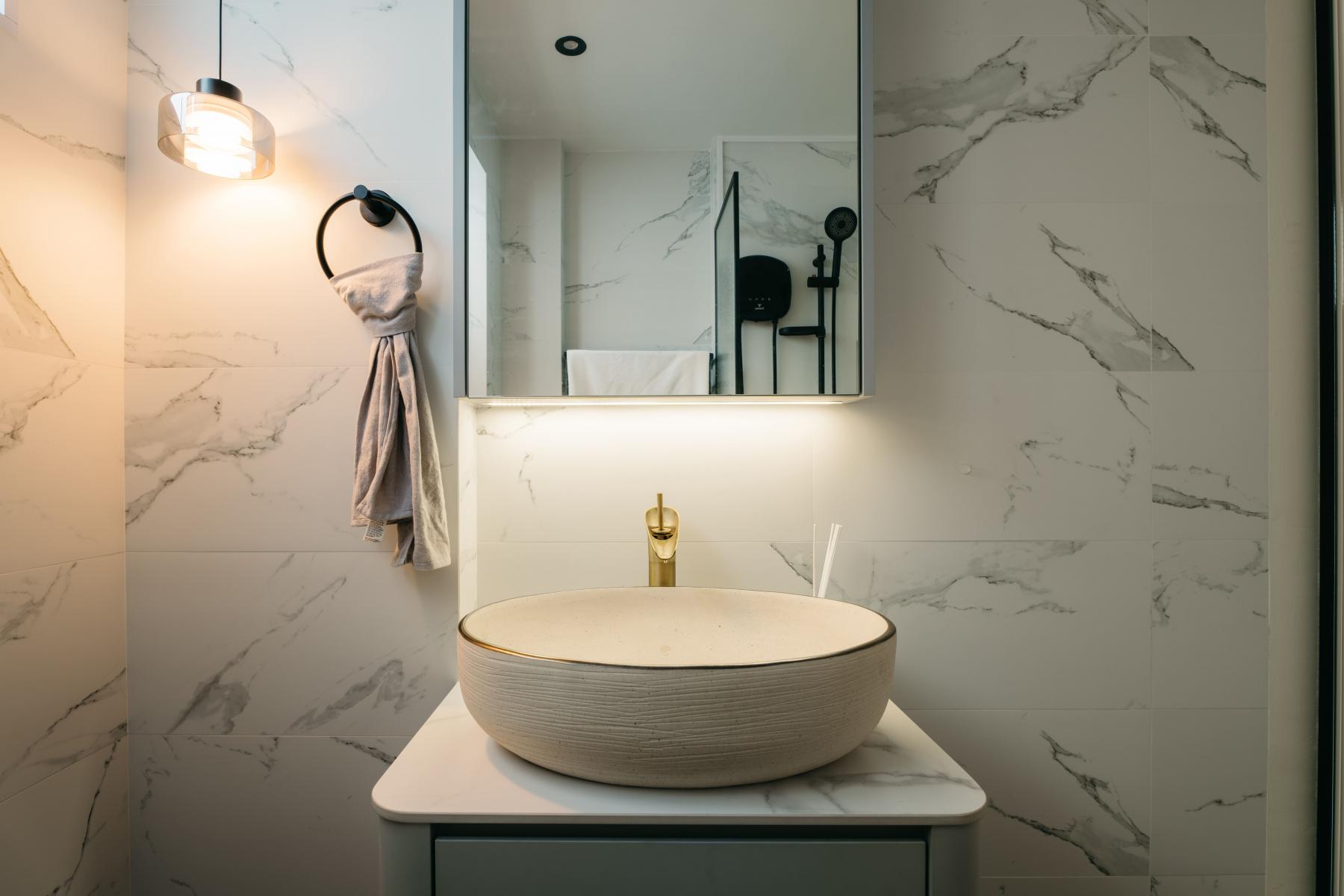 Contemporary Bathroom with Countertop and Mirror