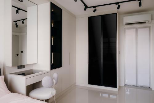 Minimalist Bedroom at Monochromatic Muse