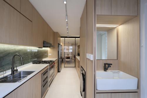Contemporary Kitchen at Resale 4 Room HDB @ Hougang
